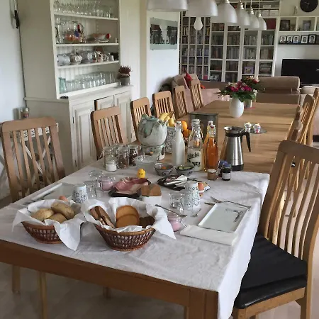 Erjo Bed & Breakfast Holsted